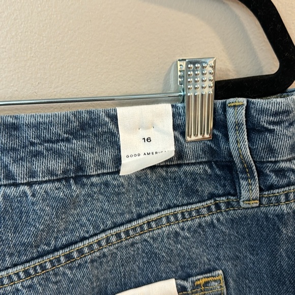 NWT Good American Good Boy Jeans - Picture 6 of 7